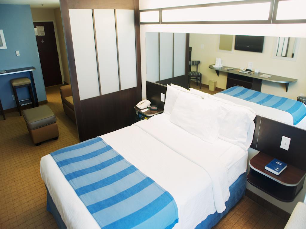 Three Rivers Inn & Suites Port Arthur Bilik gambar
