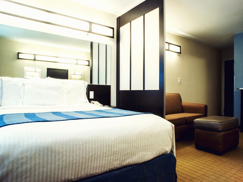 Three Rivers Inn & Suites Port Arthur Bilik gambar