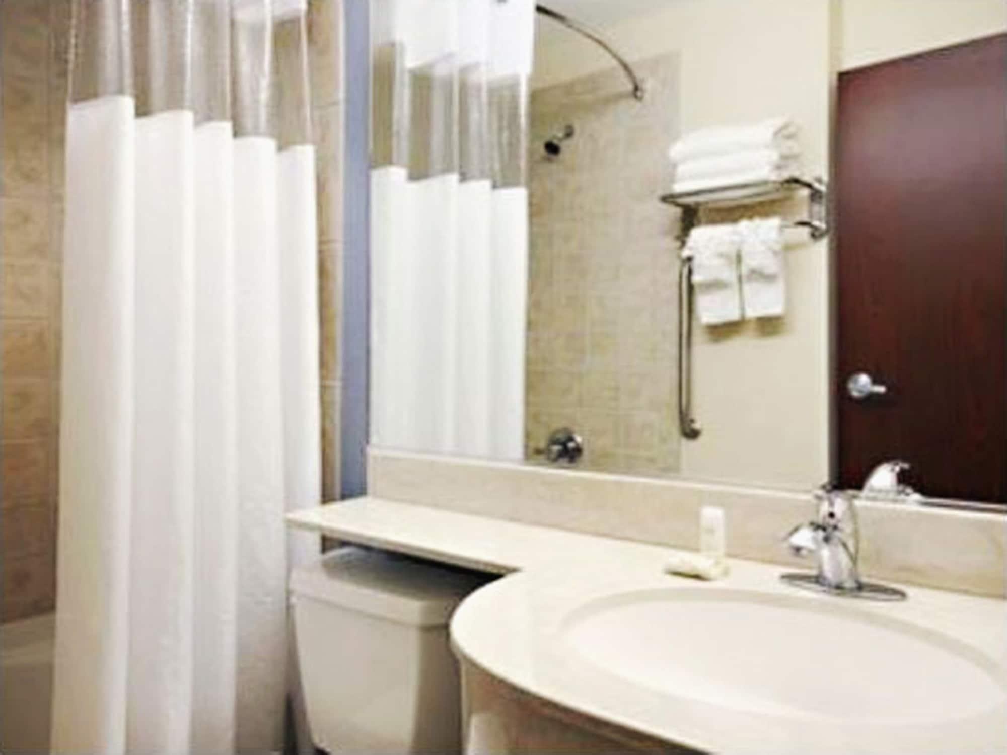 Three Rivers Inn & Suites Port Arthur Bilik gambar